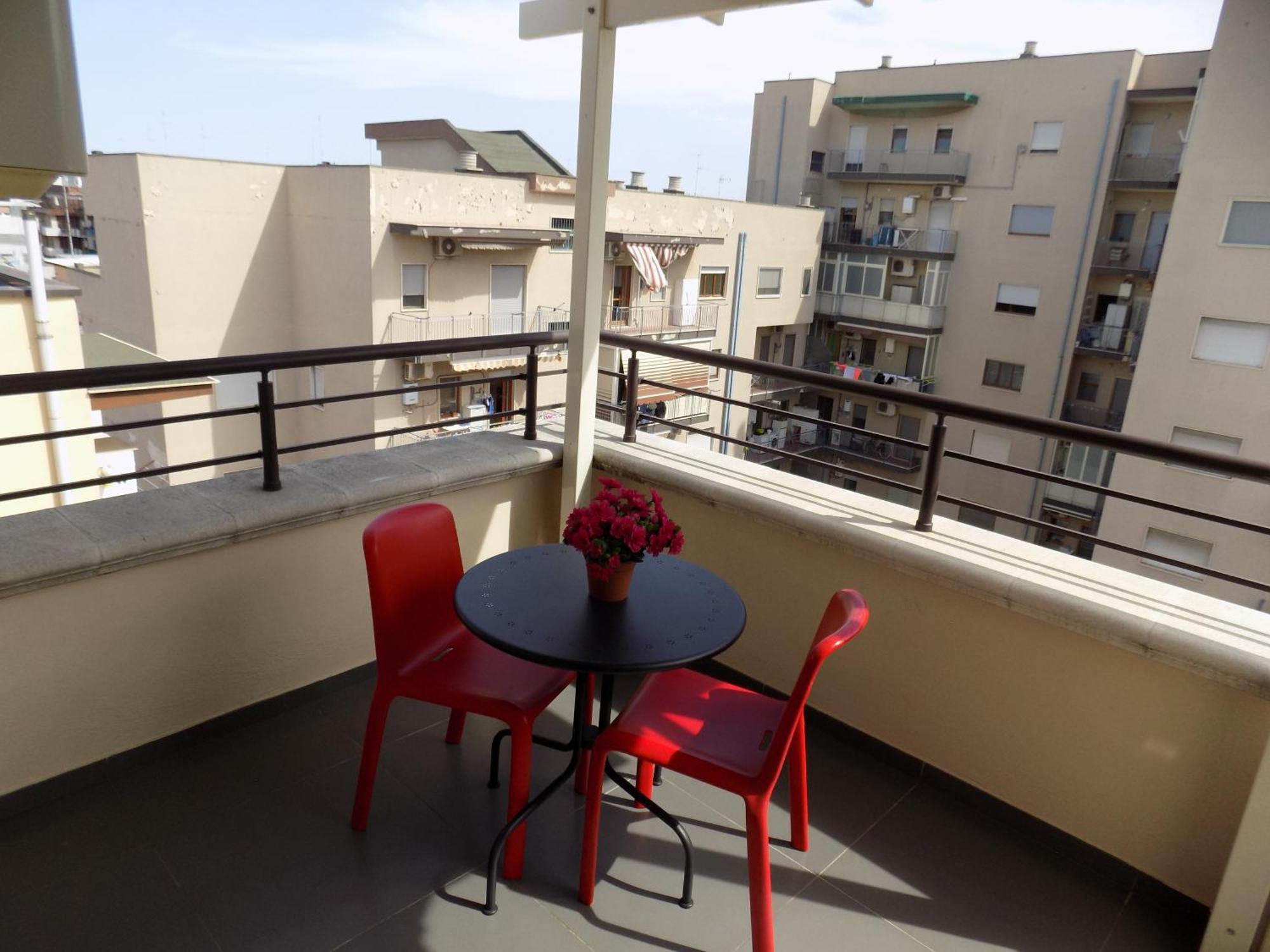 Апартаменти Attico Stazione - Montello 16 Барі Екстер'єр фото